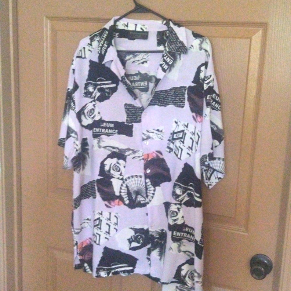 4@30.00 or 20.00 NWOT Plus Size Ladies Top